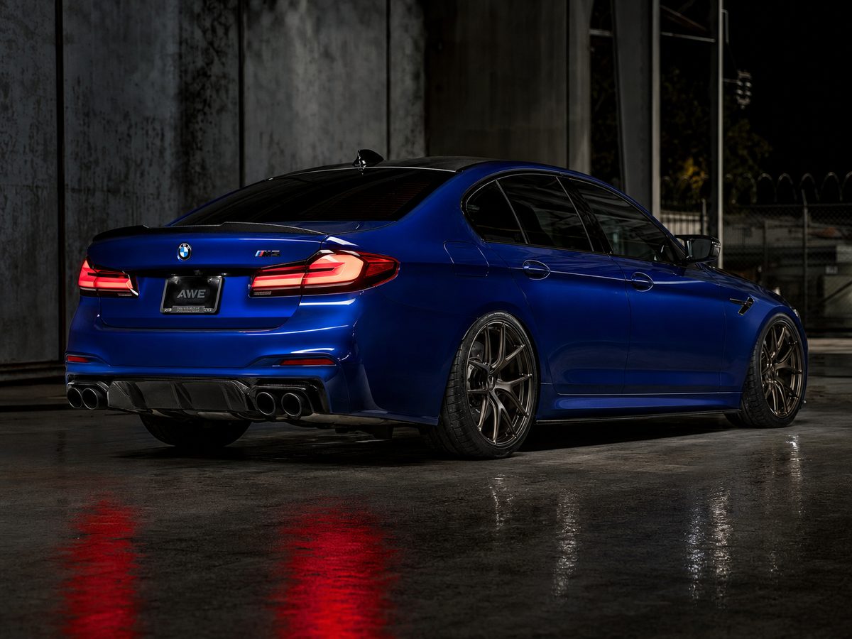 麻豆传媒 BMW M5改装视频